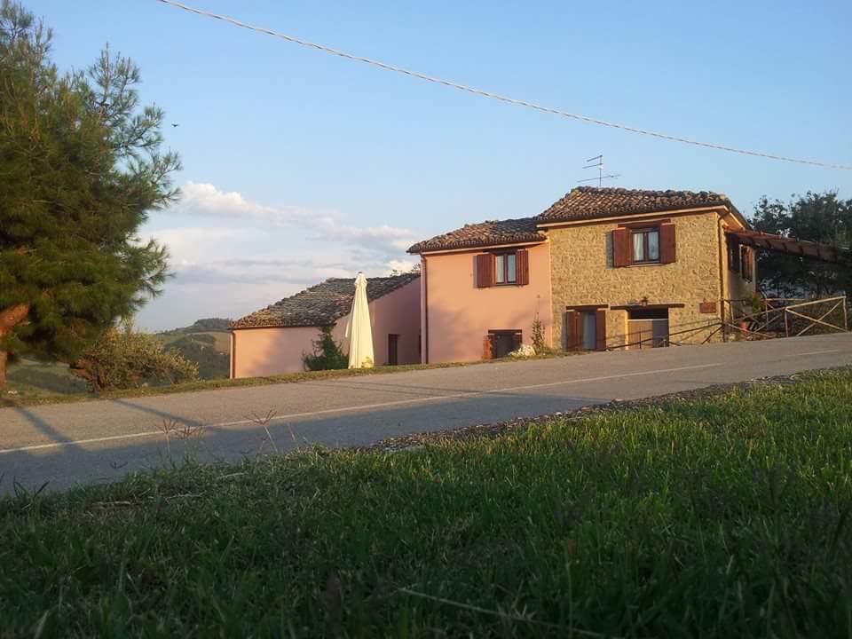Вилла La Via Del Parco Arsita Экстерьер фото